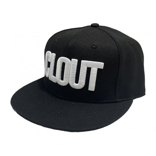 The CLOUT Header Logo SNAPBACK (New Era Fit) en NEGRO, por CLOUT Magazine