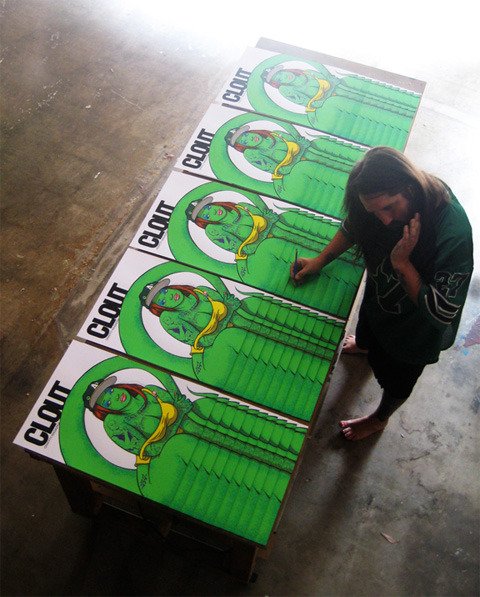 Revista CLOUT #11 IMPRESIÓN DE CARTEL POR TODD BURLESQUE