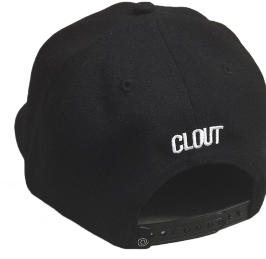 SNAPBACK CON LOGO 'DEATH CHEATER' Negro/Blanco de Benny Diar x CLOUT..